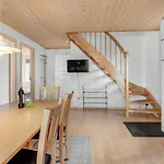 4 Bedroom Awesome In *
