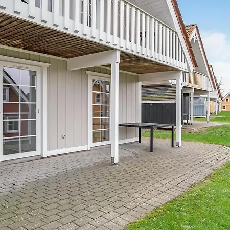 4 Bedroom Awesome In Prázdninový dům Gråsten