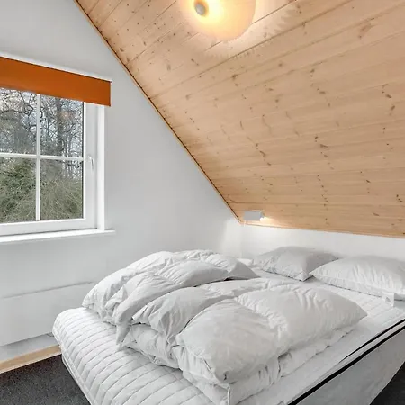 4 Bedroom Awesome In Nyaraló *